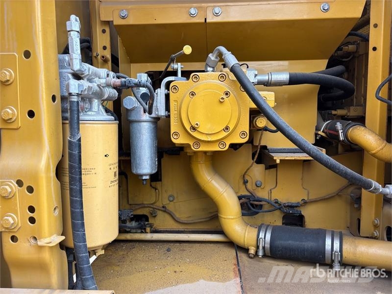 CAT 320GC Tracked Excavator Bagri goseničarji