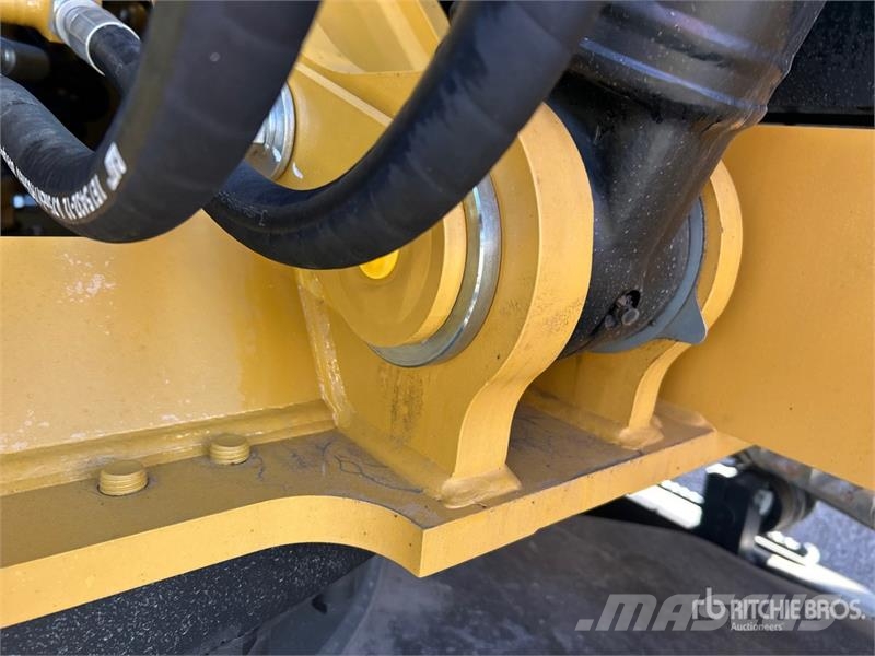 CAT 320GC Tracked Excavator Crawler excavators