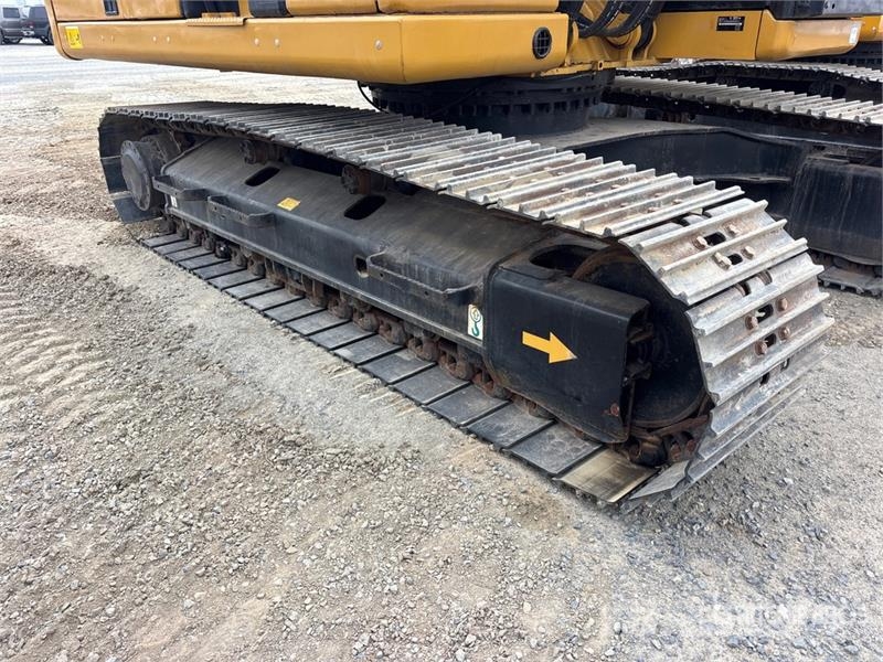 CAT 320GC Tracked Excavator Bagri goseničarji