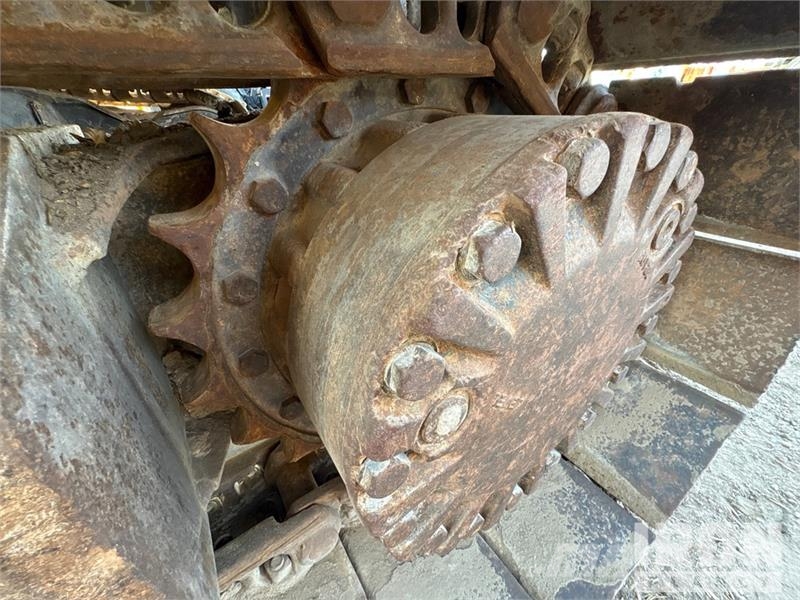 CAT 322L Kāpurķēžu ekskavatori