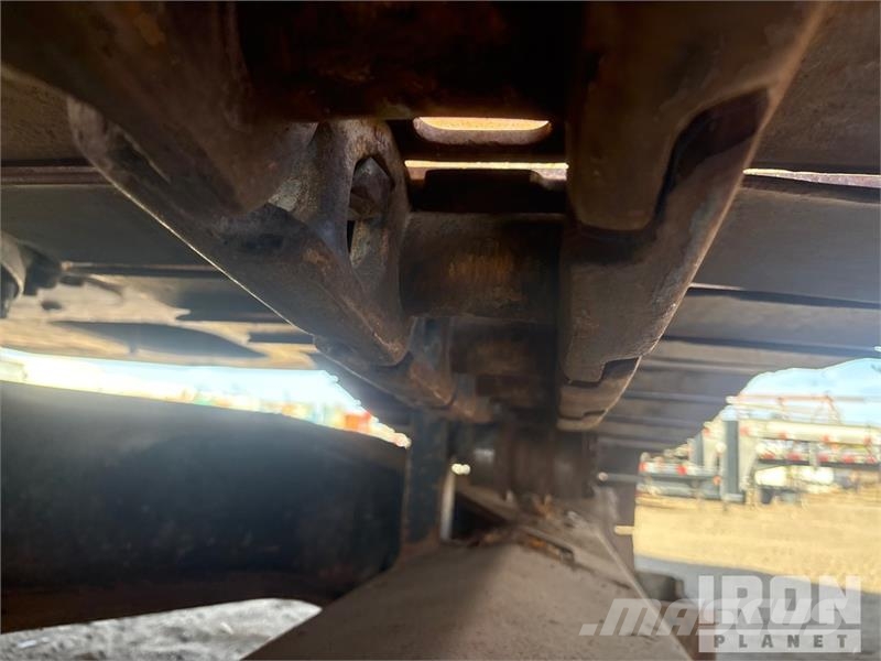 CAT 322L Kāpurķēžu ekskavatori