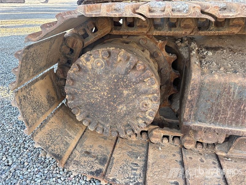 CAT 322L Kāpurķēžu ekskavatori