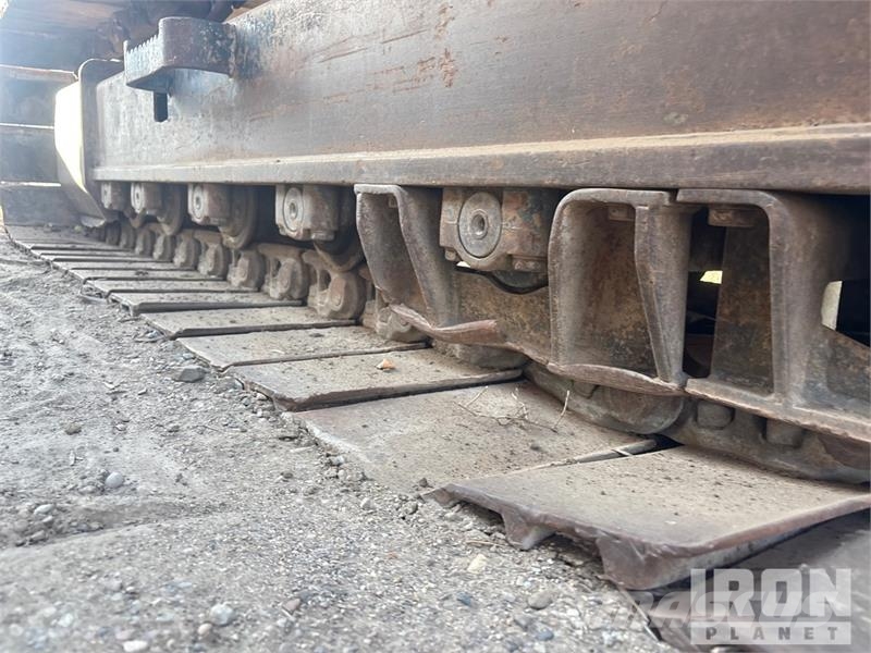 CAT 322L Kāpurķēžu ekskavatori