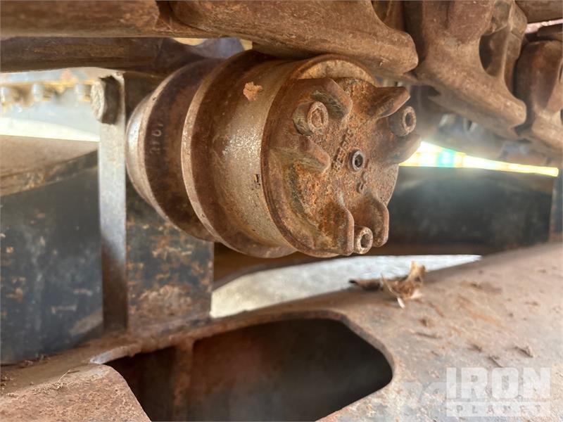 CAT 322L Kāpurķēžu ekskavatori
