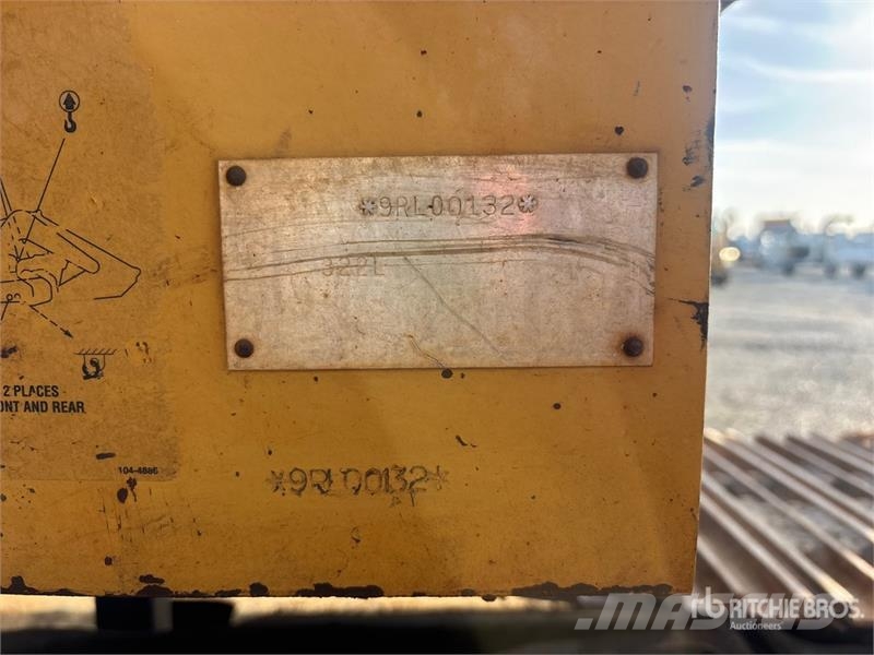 CAT 322L Kāpurķēžu ekskavatori