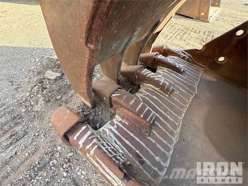 CAT 322L Kāpurķēžu ekskavatori
