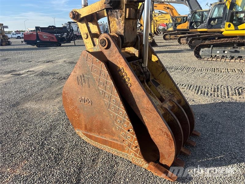 CAT 322L Kāpurķēžu ekskavatori