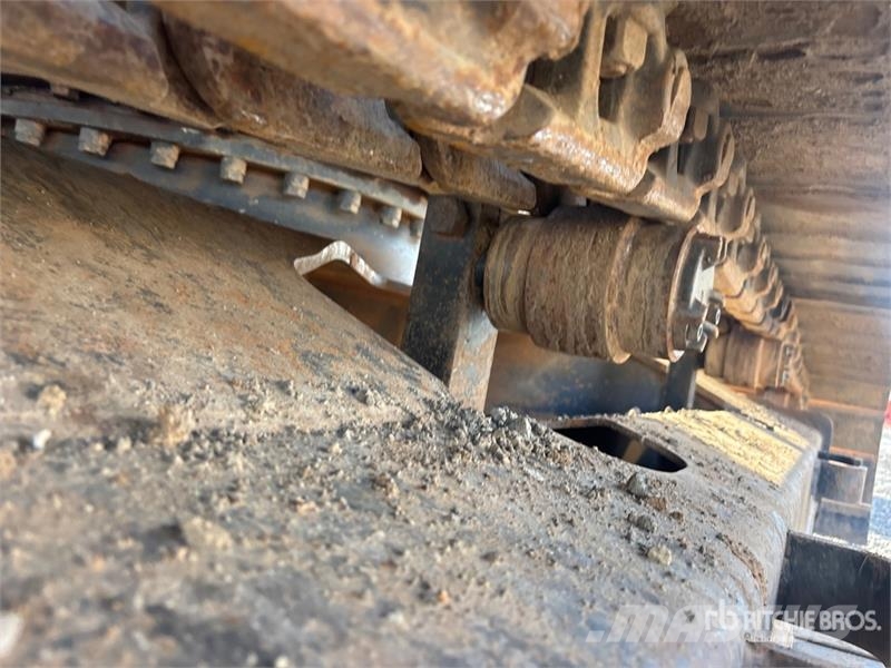 CAT 322L Kāpurķēžu ekskavatori