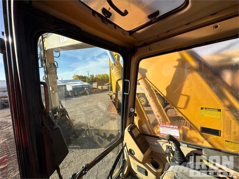 CAT 322L Kāpurķēžu ekskavatori