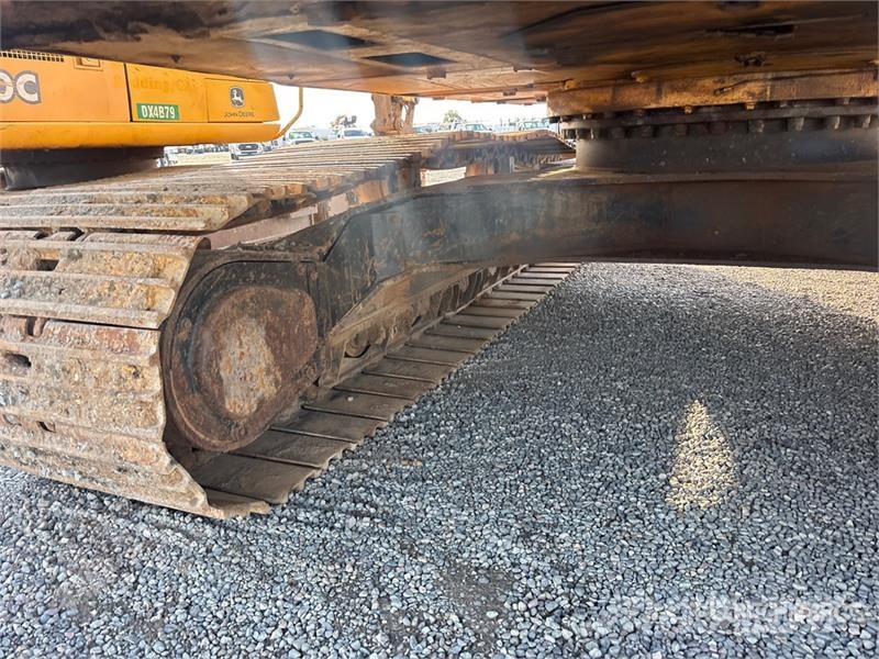 CAT 322L Kāpurķēžu ekskavatori