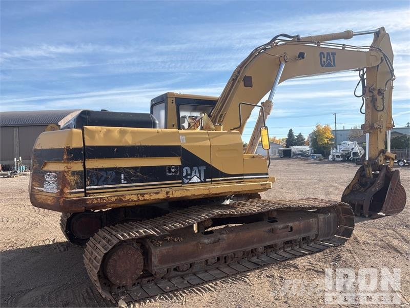 CAT 322L Kāpurķēžu ekskavatori
