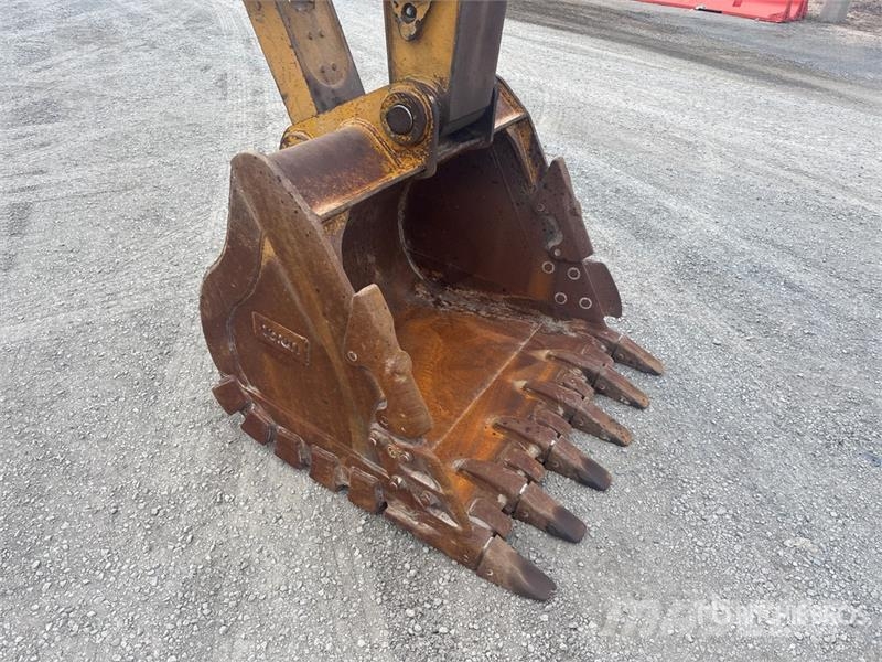 CAT 325 Tracked Excavator Εκσκαφείς με ερπύστριες