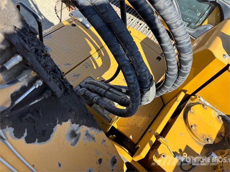 CAT 325 Tracked Excavator Roomikekskavaatorid