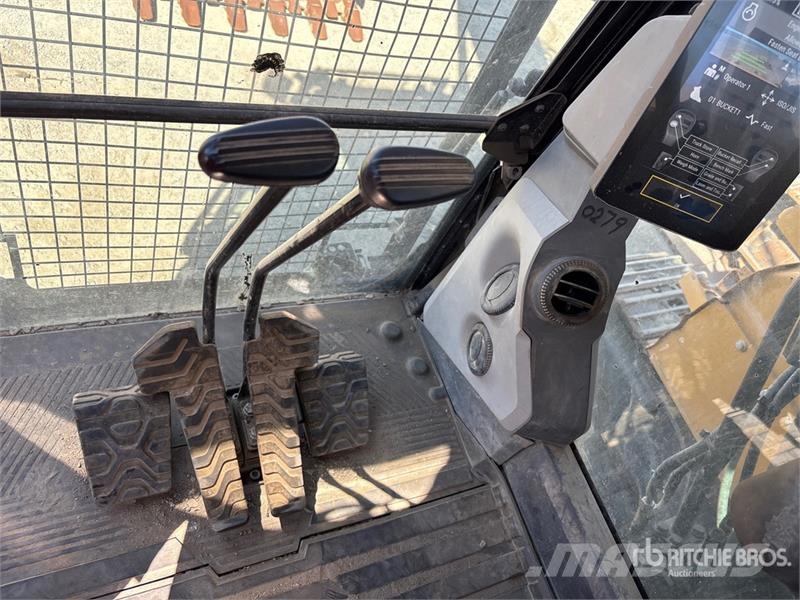 CAT 325 Tracked Excavator Roomikekskavaatorid