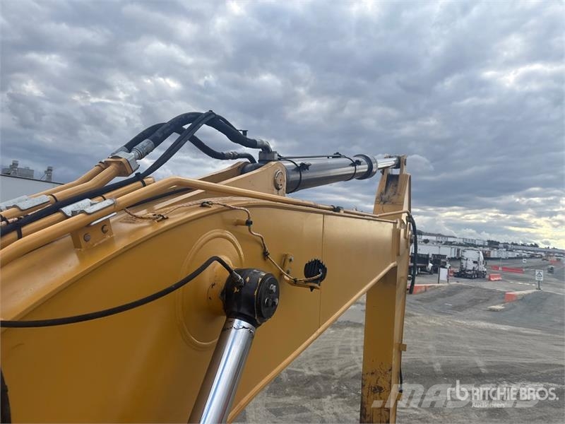 CAT 325 Tracked Excavator Εκσκαφείς με ερπύστριες