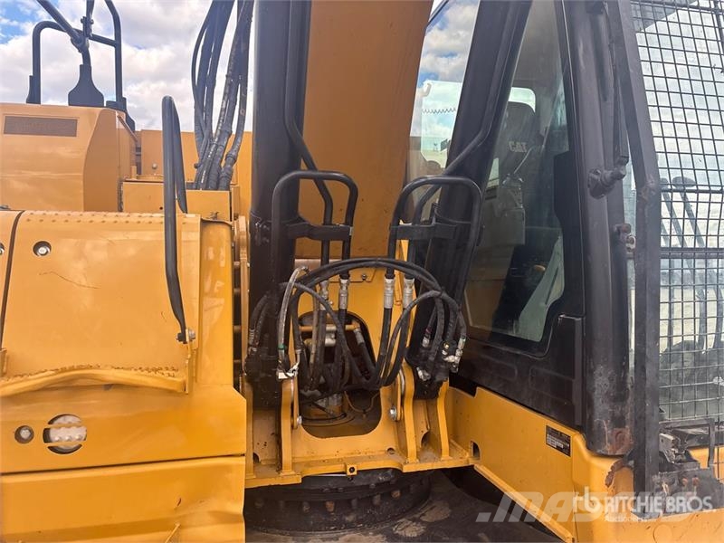 CAT 325 Tracked Excavator Εκσκαφείς με ερπύστριες