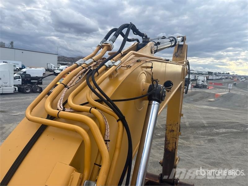 CAT 325 Tracked Excavator Εκσκαφείς με ερπύστριες