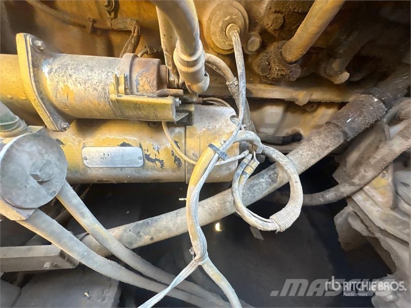 CAT 325B L Crawler excavators