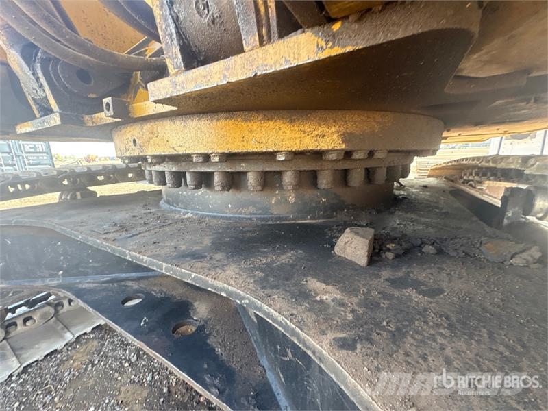 CAT 325B L Crawler excavators