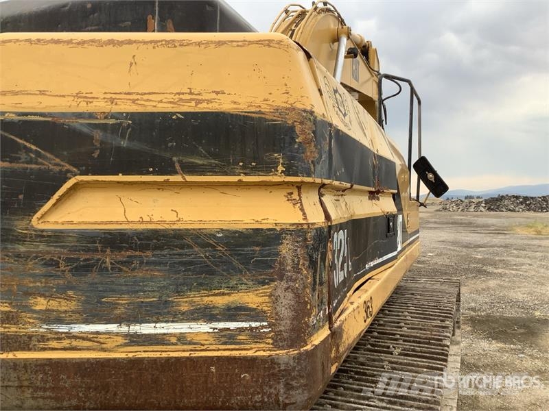 CAT 325L Pelle sur chenilles