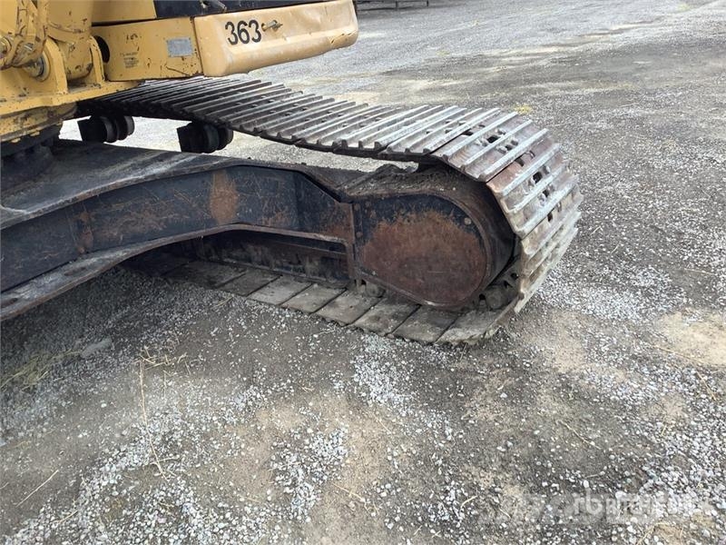 CAT 325L Pelle sur chenilles