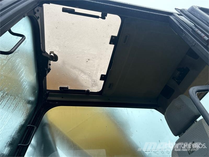 CAT 328D LCR Tracked Excavator Crawler excavators