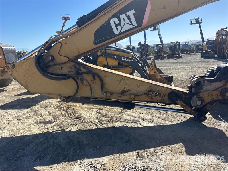 CAT 328D LCR Tracked Excavator Bagri goseničarji