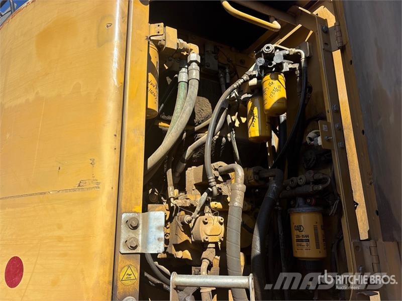 CAT 328D LCR Tracked Excavator Bagri goseničarji