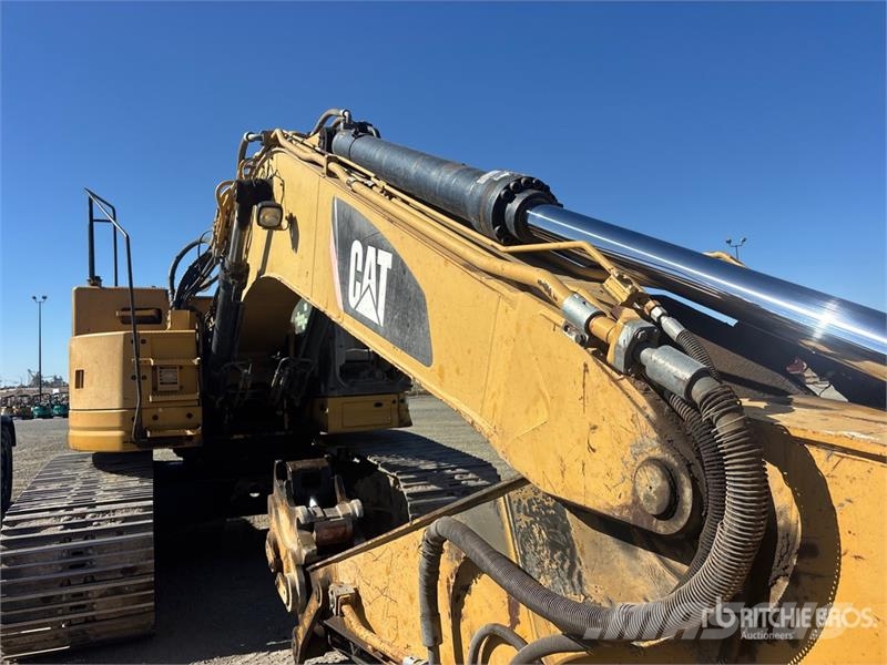 CAT 328D LCR Tracked Excavator Bagri goseničarji