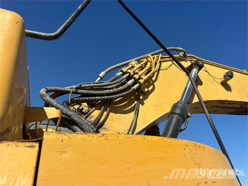 CAT 328D LCR Tracked Excavator Bagri goseničarji