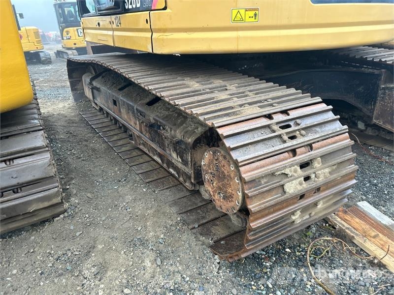 CAT 328D LCR Tracked Excavator Crawler excavators