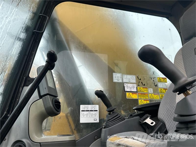 CAT 328D LCR Tracked Excavator Crawler excavators