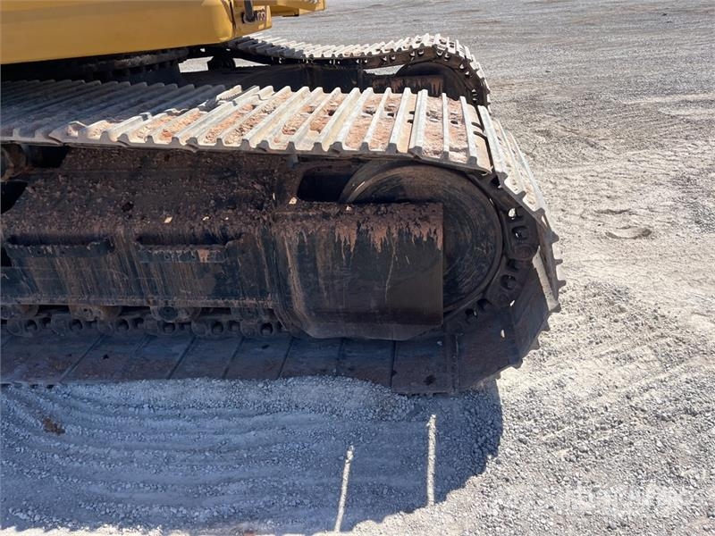CAT 328D Tracked Excavator Bagri goseničarji