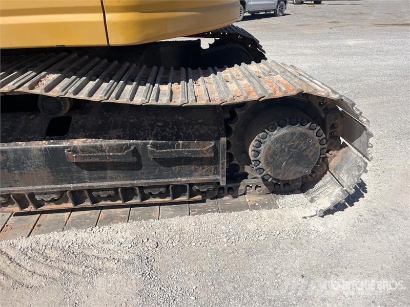 CAT 328D Tracked Excavator Bagri goseničarji