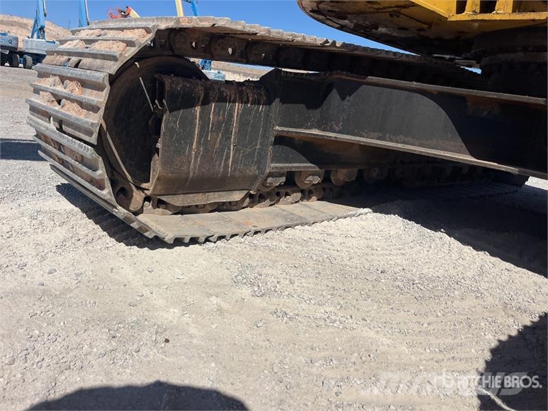 CAT 328D Tracked Excavator Bagri goseničarji
