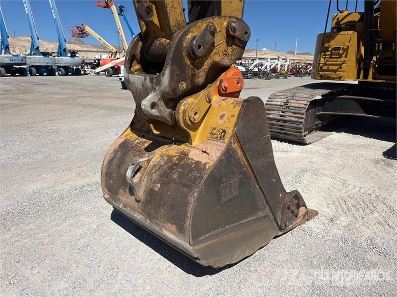 CAT 328D Tracked Excavator Bagri goseničarji