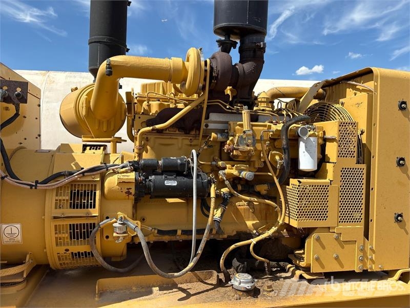 CAT 3306 205 kW Mobile Generator Set Diesel Generators