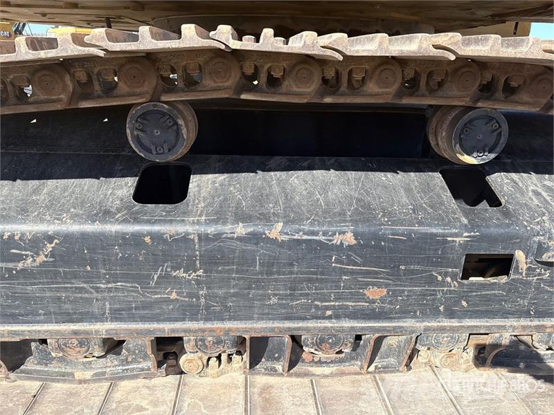 CAT 335F LCR Tracked Excavator Lánctalpas kotrók