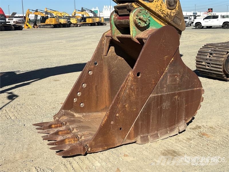CAT 335F LCR Tracked Excavator Lánctalpas kotrók