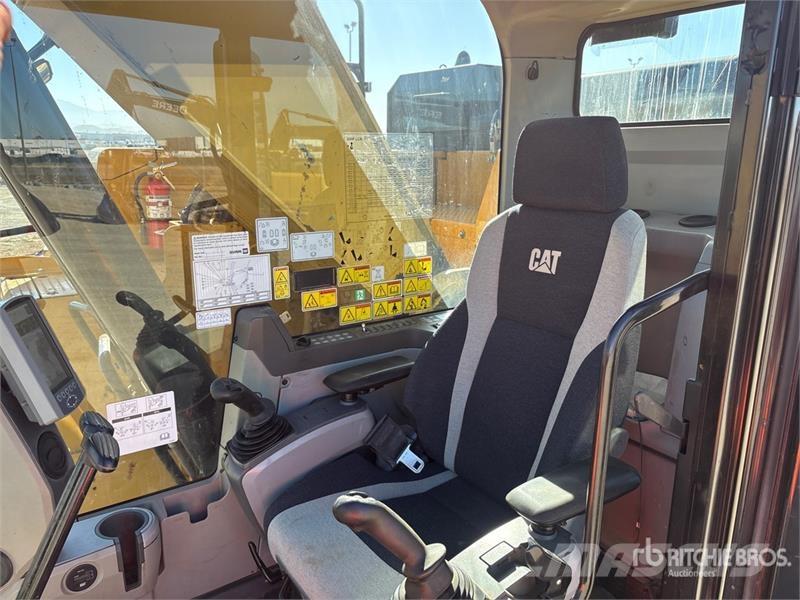 CAT 335F LCR Tracked Excavator Lánctalpas kotrók