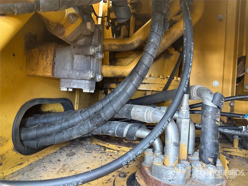 CAT 335F LCR Tracked Excavator Bagri goseničarji