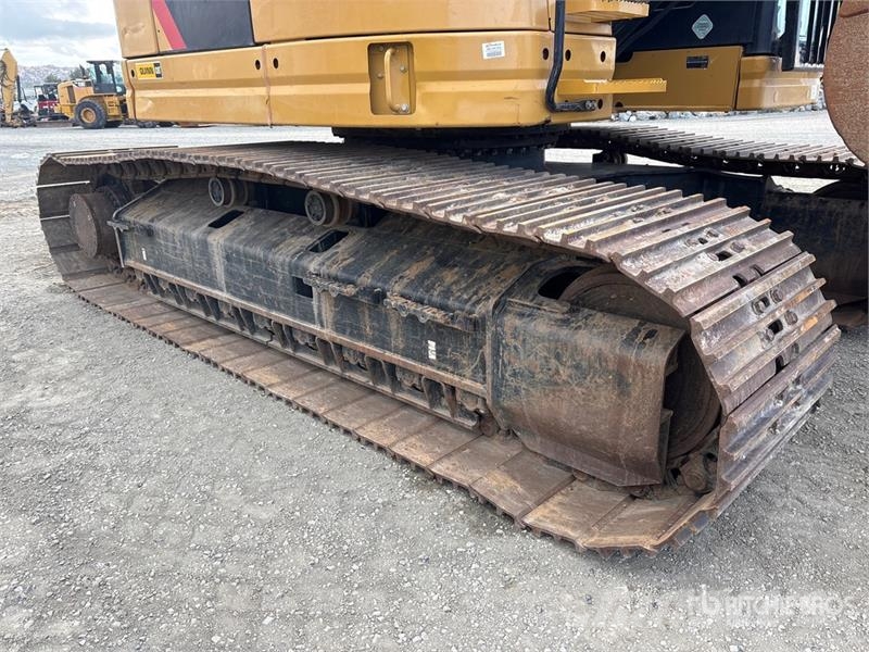 CAT 335FL CR Tracked Excavator Gravemaskiner på larvebånd