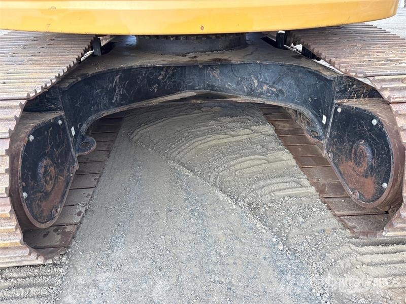 CAT 335FL CR Tracked Excavator Gravemaskiner på larvebånd