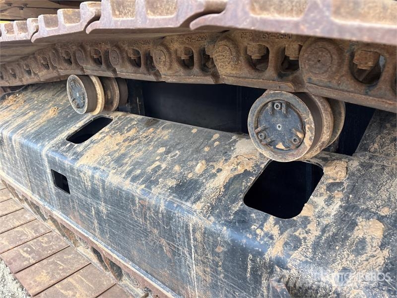 CAT 335FL CR Tracked Excavator Gravemaskiner på larvebånd