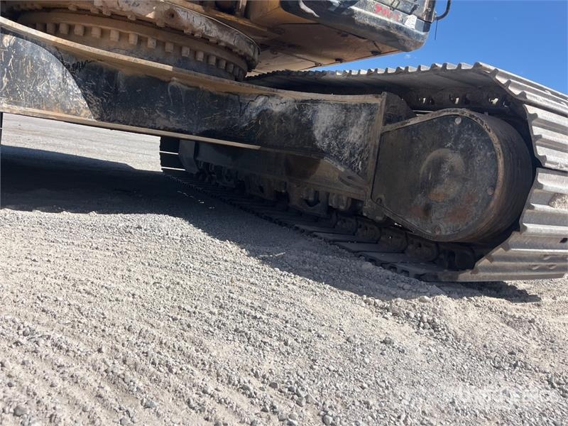 CAT 336 EL Tracked Excavator Bagri goseničarji
