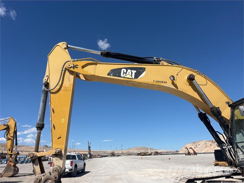 CAT 336 EL Tracked Excavator Bagri goseničarji