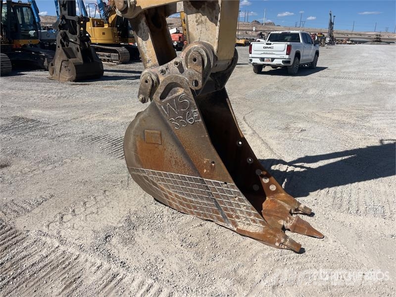 CAT 336 EL Tracked Excavator Bagri goseničarji