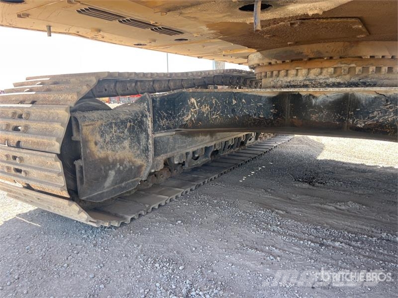CAT 336 EL Tracked Excavator Bagri goseničarji