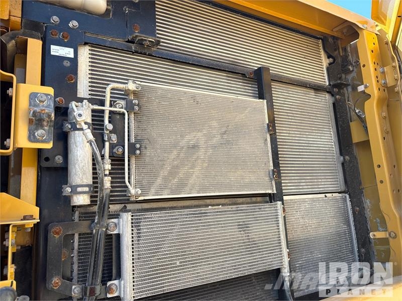 CAT 336 Tracked Excavator Raupenbagger