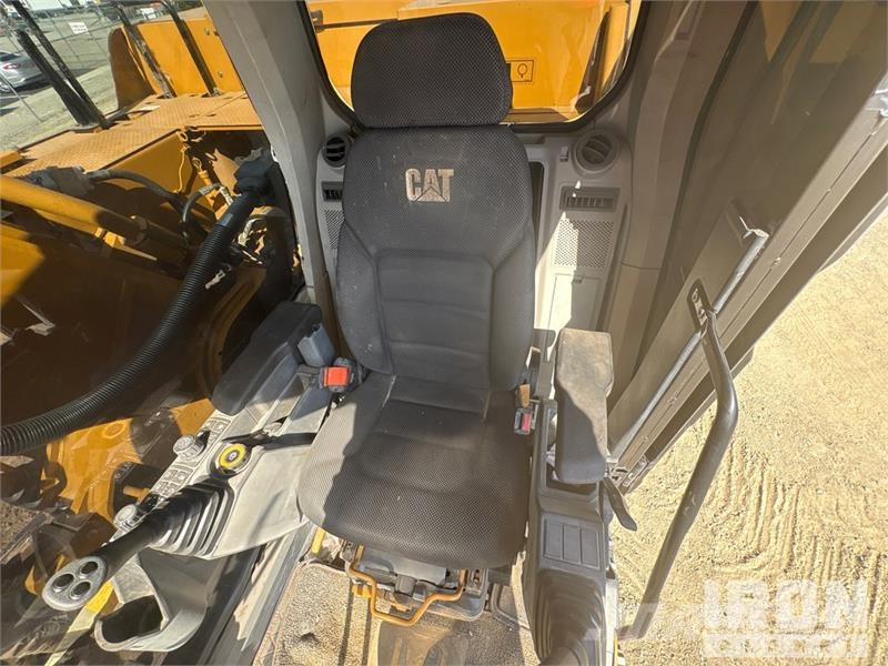 CAT 336 Tracked Excavator Raupenbagger